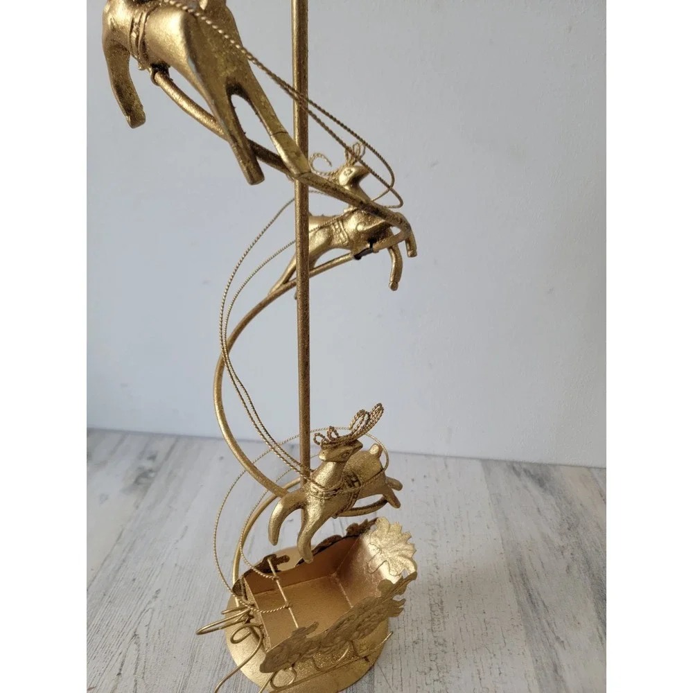 Dept 56 gold medal candlestick holder reindeer‎ Santa Claus Xmas home decor